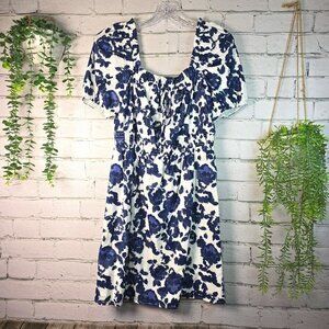 ADELYN RAE WHITE WITH NAVY FLORAL OFF THE SHOULER DRESS LIINED SIZE LARGE EUC